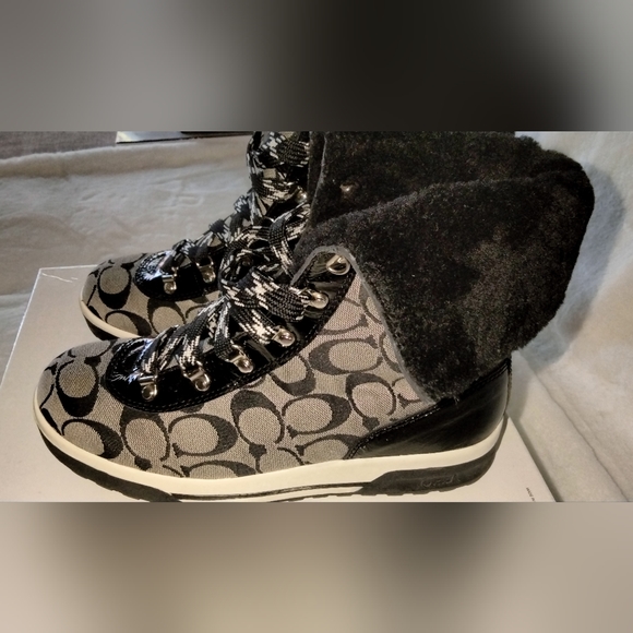 Coach Signature Patterned Black and Grey Tailor Hiking Boots Size 7.5 - Picture 6 of 12